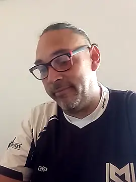 Snapshot of Big_vittollo chatting on February 12, 2026, 2:28 pm Big vittollo online show from February 12, 2026, 2:28 pm