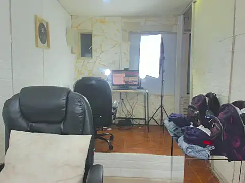 Betany Grey online show from February 14, 2026, 4:13 am