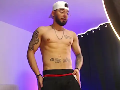 Snapshot of Axel_Stton chatting on January 10, 2026, 1:17 pm Axel Stton online show from January 10, 2026, 1:17 pm