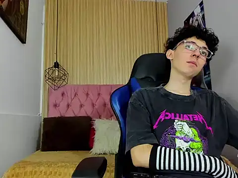 Syriussz online show from February 25, 2026, 7:25 pm