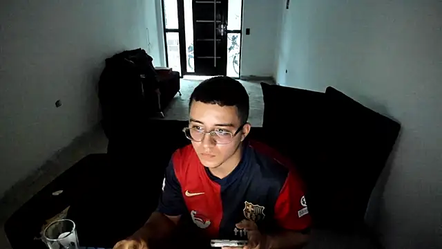 Snapshot of Sweet_phoenix_ chatting on January 11, 2026, 9:55 pm Sweet phoenix online show from January 11, 2026, 9:55 pm