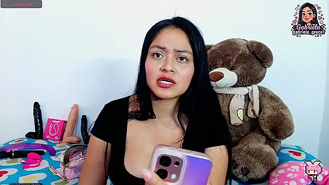 gabriela grace1 online show from May 20, 2026, 2:25 pm