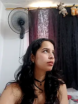 Emmi Nowit online show from January 19, 2026, 1:04 pm