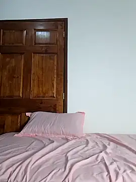 Snapshot of jade03_ chatting on February 27, 2026, 8:52 pm jade03 online show from February 27, 2026, 8:52 pm