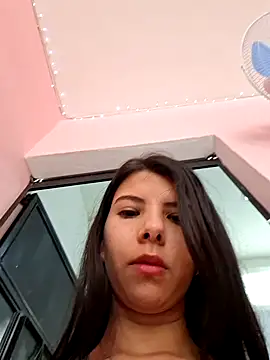 jade03  online show from April 6, 2026, 6:53 pm