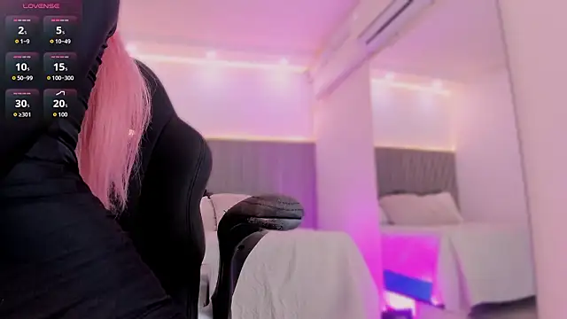 ashvalentine online show from January 17, 2026, 7:50 pm