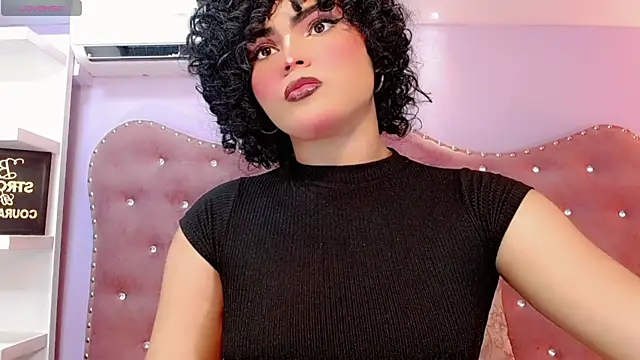 babyAnthonella online show from April 7, 2026, 10:06 am