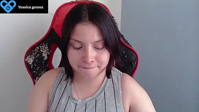 yessica gomez01 online show from June 21, 2026, 10:37 pm