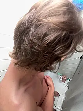 sxyftsecret online show from January 15, 2026, 4:21 pm