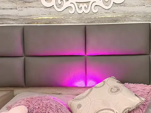 Snapshot of Little_Mayy chatting on February 1, 2026, 11:41 am Little Mayy online show from February 1, 2026, 11:41 am