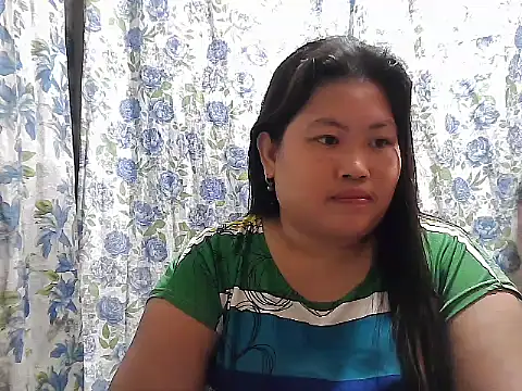 Snapshot of pinay_rose14 chatting on February 12, 2026, 12:43 am pinay rose14 online show from February 12, 2026, 12:43 am