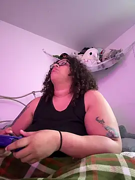 SilkSoleBunnie online show from March 3, 2026, 9:33 pm