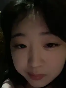 Snapshot of Mloy-01 chatting on March 3, 2026, 2:46 pm Mloy-01 online show from March 3, 2026, 2:46 pm