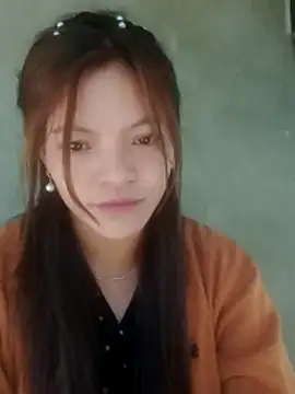 jjennyyy online show from February 16, 2026, 8:13 am