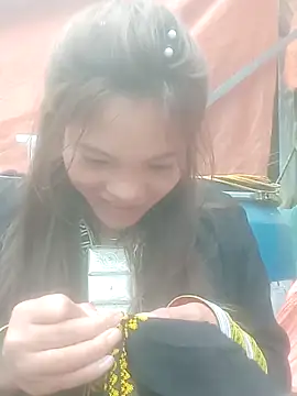 jjennyyy online show from February 26, 2026, 8:14 am