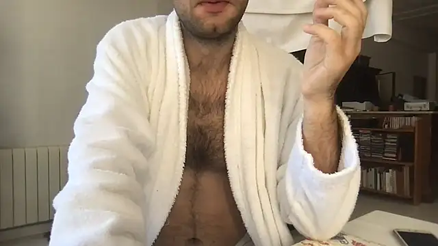 Snapshot of nnatural94 chatting on January 11, 2026, 9:38 am nnatural94 online show from January 11, 2026, 9:38 am