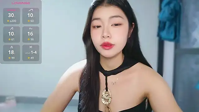 -XiaoYu-777 online show from February 7, 2026, 7:27 am