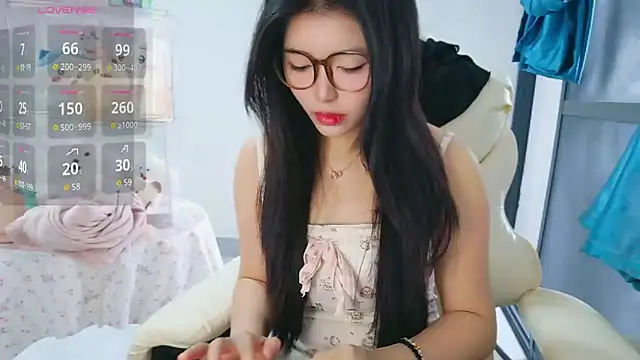 -XiaoYu-777 online show from March 6, 2026, 8:20 am