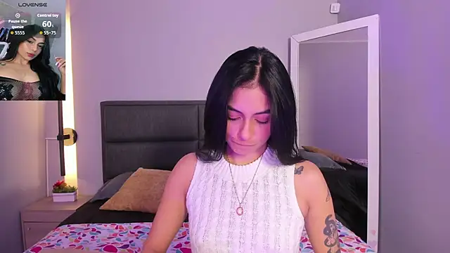 lilith petit  online show from March 21, 2026, 7:40 pm