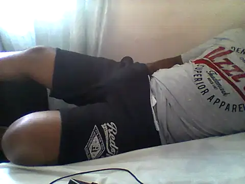 handsomeguy02 online show from July 21, 2026, 1:12 pm