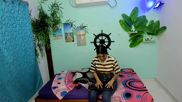 Snapshot of lucerodelamanana343 chatting on February 18, 2026, 7:21 pm lucerodelamanana343 online show from February 18, 2026, 7:21 pm