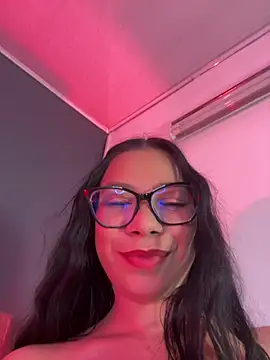 Little Lexyy online show from July 7, 2026, 6:47 am