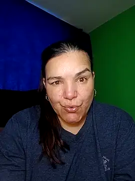 lee hot online show from February 2, 2026, 2:16 pm