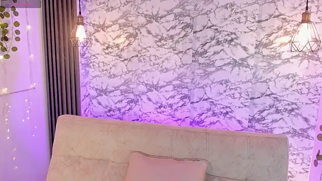 soffi joness23 online show from March 5, 2026, 7:10 pm