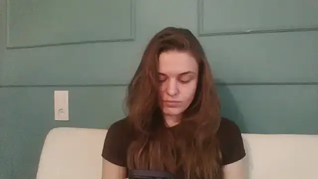 Snapshot of Vyressa chatting on March 6, 2026, 1:06 pm Vyressa online show from March 6, 2026, 1:06 pm