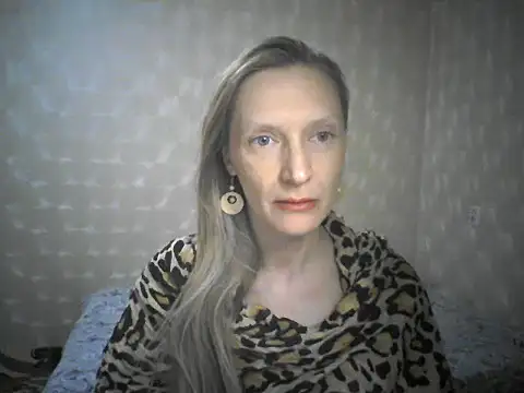 Snapshot of Averinona chatting on March 26, 2026, 4:38 pm Averinona online show from March 26, 2026, 4:38 pm