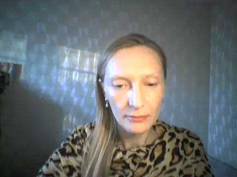 Snapshot of Averinona chatting on March 21, 2026, 3:38 pm Averinona online show from March 21, 2026, 3:38 pm