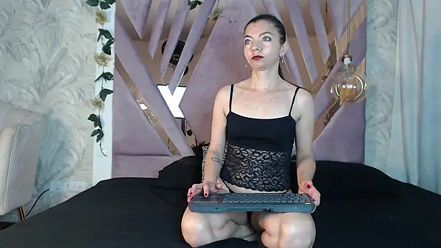 MarilinSweet1 online show from January 14, 2026, 11:25 am