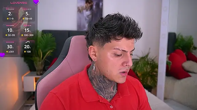 Snapshot of goldenatlasX chatting on February 19, 2026, 7:11 pm goldenatlasX online show from February 19, 2026, 7:11 pm