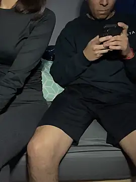 melanie090909 online show from January 12, 2026, 4:30 am