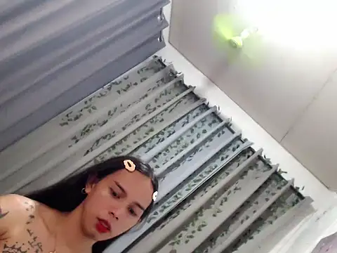 LOVELYMAYUMIE online show from December 9, 2024, 1:45 pm