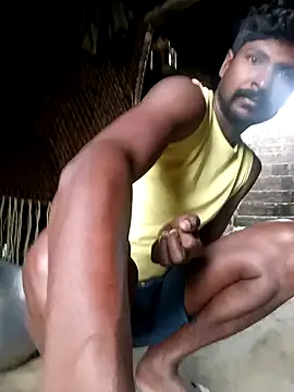 Snapshot of Shivanisingh4 chatting on March 27, 2026, 7:28 am Shivanisingh4 online show from March 27, 2026, 7:28 am