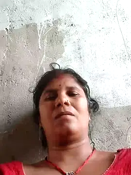Hot di97 online show from May 14, 2026, 1:57 am