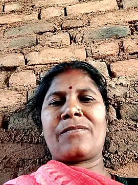 Snapshot of Hot_di97 chatting on March 1, 2026, 3:06 am Hot di97 online show from March 1, 2026, 3:06 am