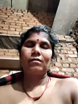 Snapshot of Hot_di97 chatting on February 12, 2026, 7:57 pm Hot di97 online show from February 12, 2026, 7:57 pm