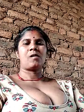 Hot di97 online show from March 17, 2026, 10:07 am