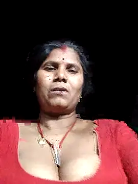 Hot di97 online show from May 18, 2026, 3:06 pm