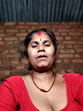 Hot di97 online show from April 1, 2026, 4:04 pm