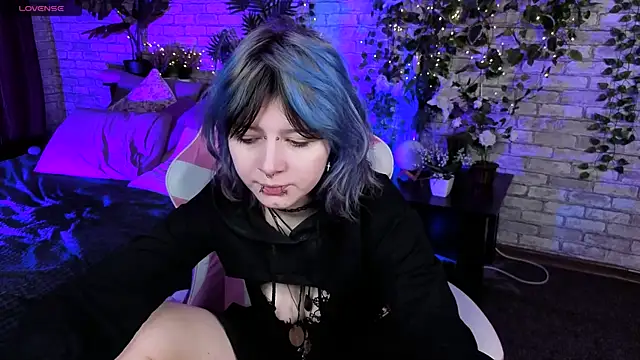 Ashley Veil online show from March 3, 2026, 8:16 pm