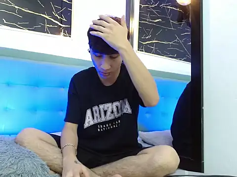 XanderGrey8 online show from February 5, 2026, 7:32 pm