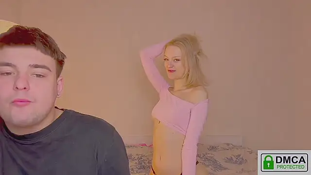 your molly mark  online show from February 25, 2026, 5:29 am