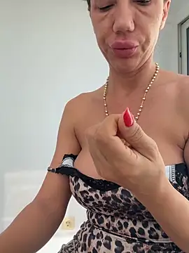 Missolevelvet online show from April 15, 2026, 7:25 am