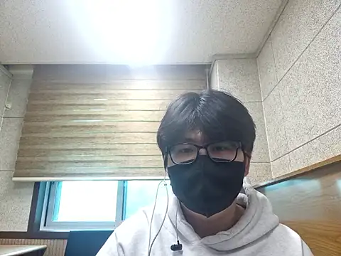 malibu876 online show from March 25, 2026, 5:07 am