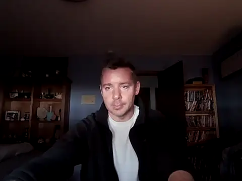 Snapshot of chrisw8140 chatting on February 8, 2026, 8:50 pm chrisw8140 online show from February 8, 2026, 8:50 pm