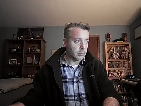 Snapshot of chrisw8140 chatting on February 12, 2026, 2:33 am chrisw8140 online show from February 12, 2026, 2:33 am