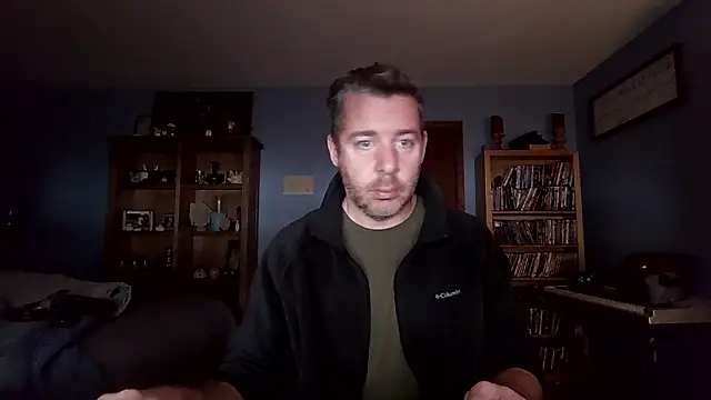 Snapshot of chrisw8140 chatting on January 18, 2026, 5:05 pm chrisw8140 online show from January 18, 2026, 5:05 pm